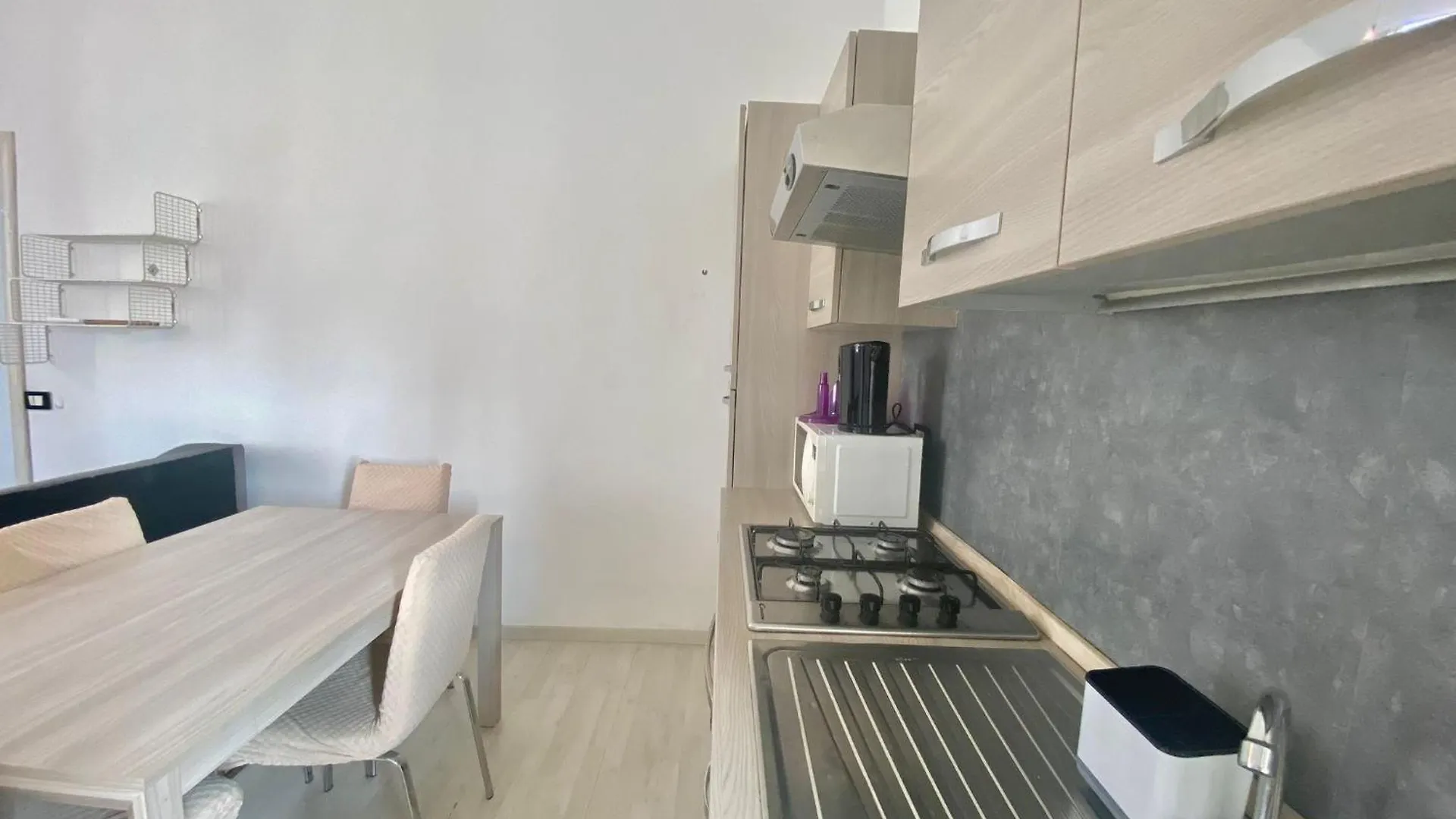 Apartament Modica Home, Graziosa E Silenziosa, Nel Cuore Del Quartiere Famagosta Mediolan