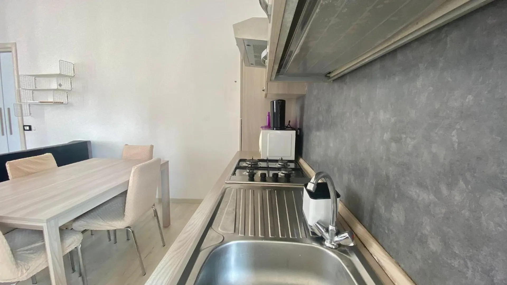 Modica Home, Graziosa E Silenziosa, Nel Cuore Del Quartiere Famagosta Mediolan Apartament