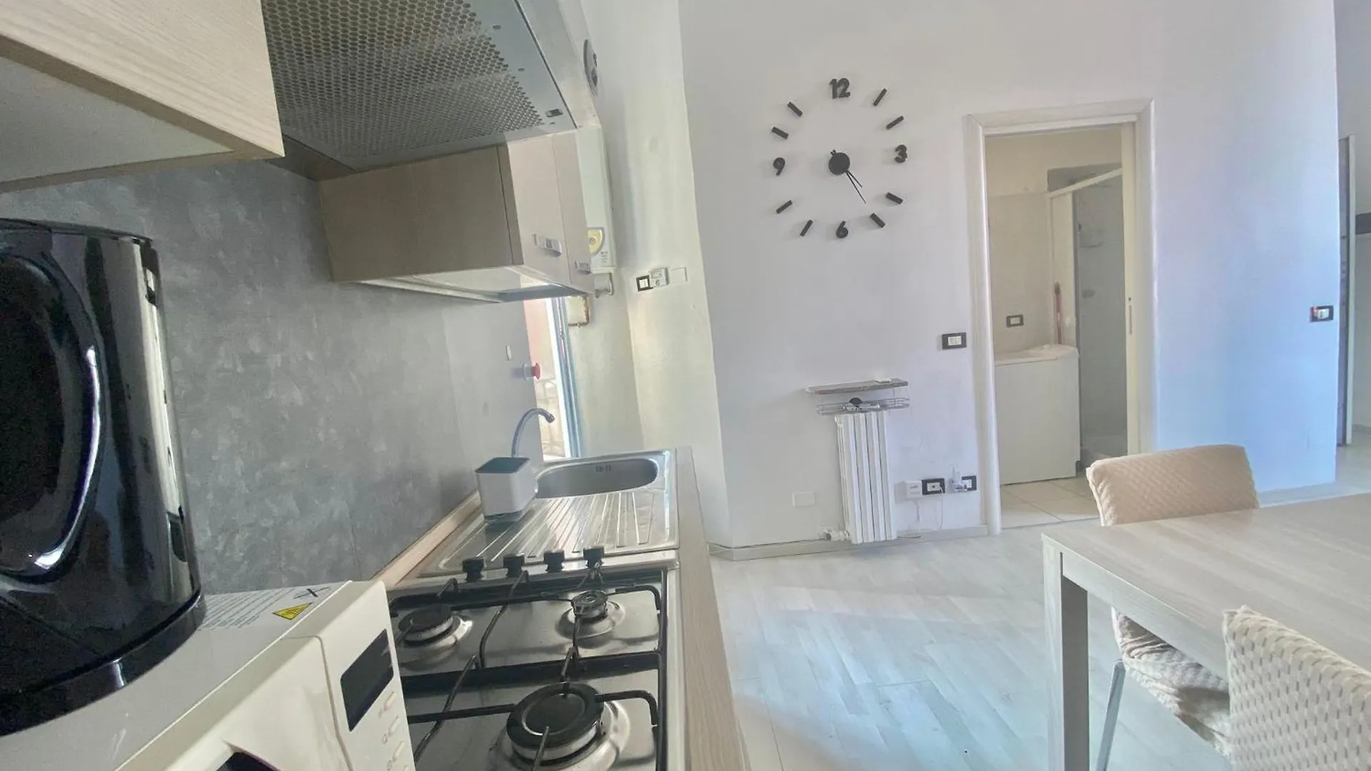 Apartament Modica Home, Graziosa E Silenziosa, Nel Cuore Del Quartiere Famagosta Mediolan